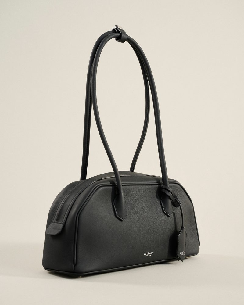 Black handbag product photography for ecommerce