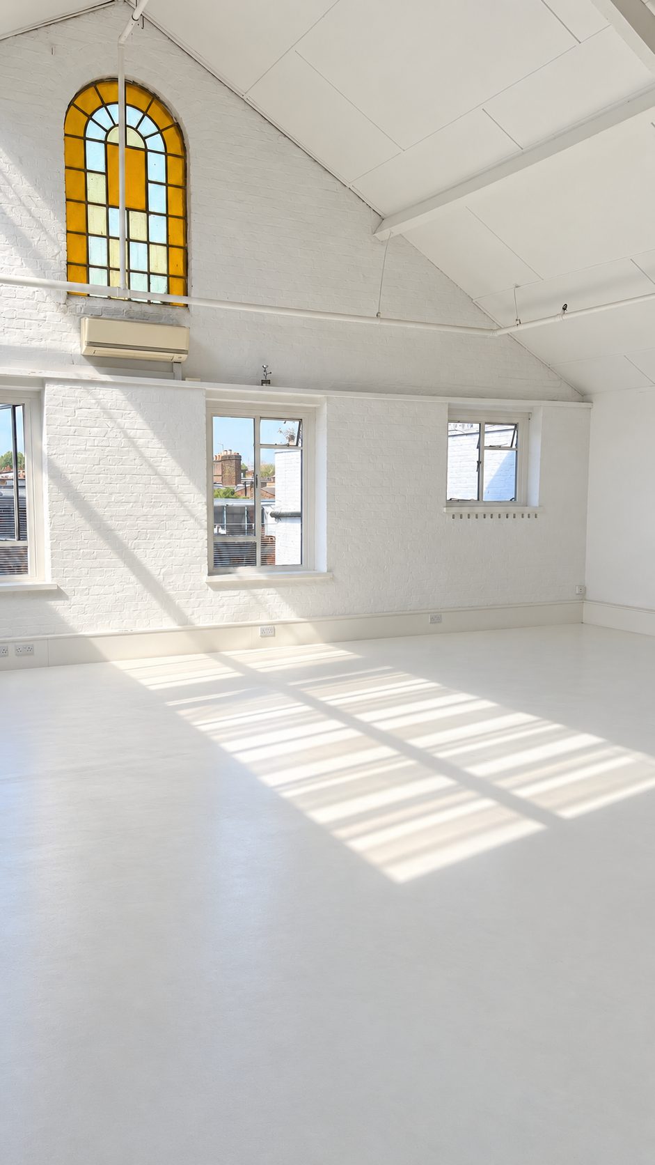 Bright white photography studio with natural daylight in Shoreditch