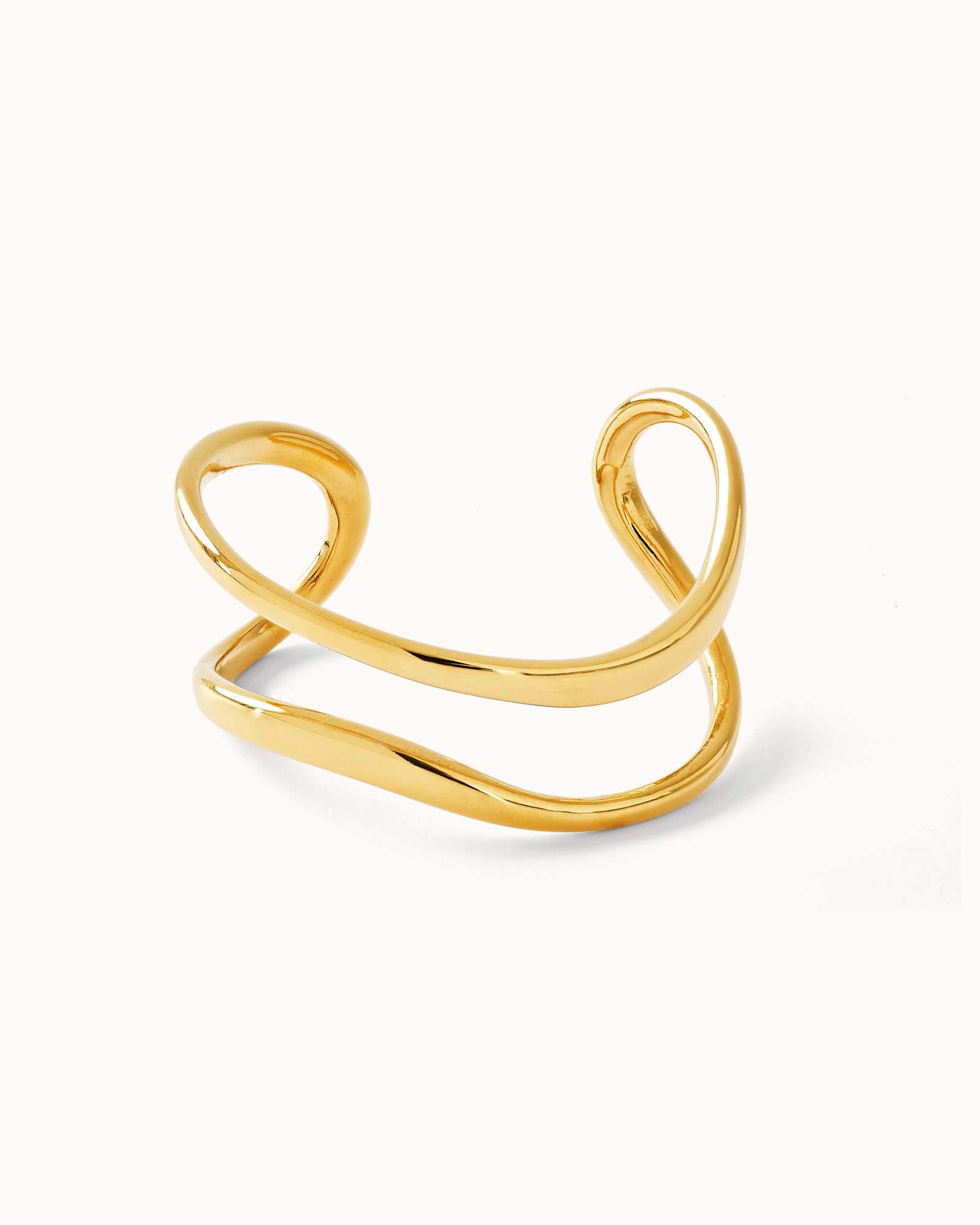 Gold cuff bracelet jewellery photography detail